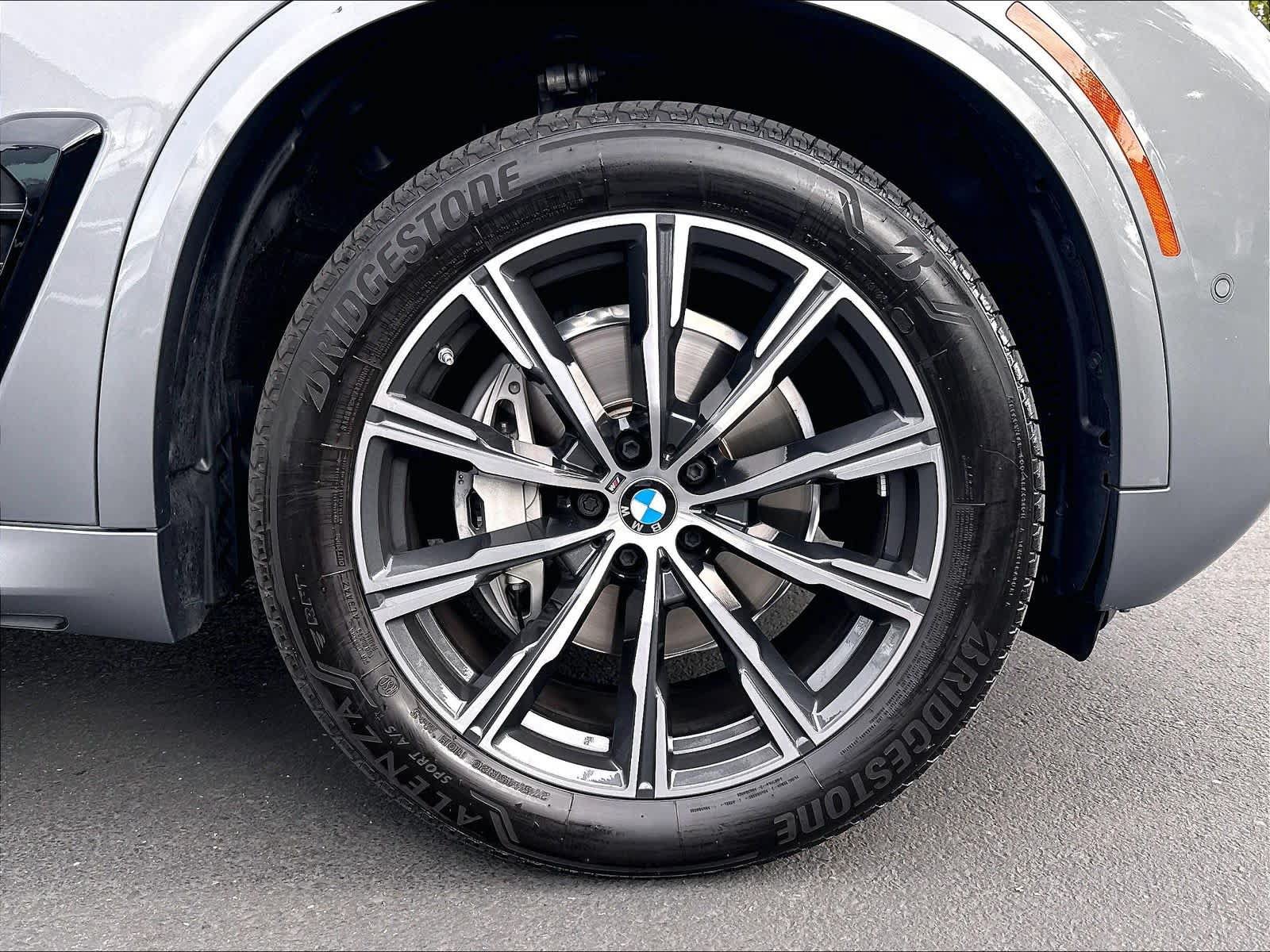 Used 2026 BMW X5 xDrive40i w/ M Sport Package AWD/4WD image 15
