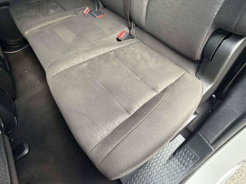 Used 2024 Dodge Durango SXT w/ SXT Blacktop Group AWD/4WD image 30
