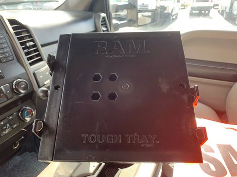 Used 2019 Ford F550 4x4 SuperCab Super Duty image 17