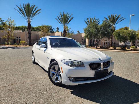 Used 2013 BMW 528i Sedan RWD image 28