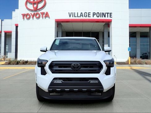 New 2025 Toyota Tacoma SR5 image 9