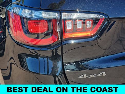 New 2026 Jeep Compass Latitude image 39