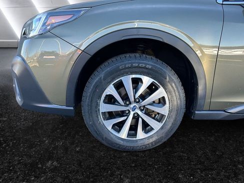 Used 2020 Subaru Outback Premium image 26