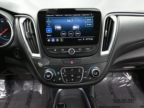 Used 2019 Chevrolet Malibu LT w/ Leather Package image 29