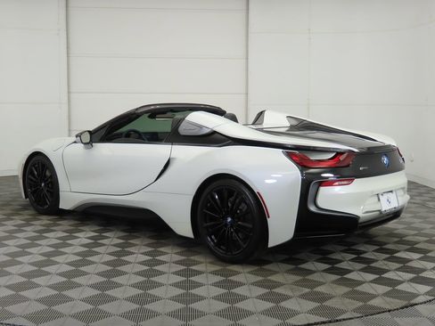 Used 2019 BMW i8 Roadster image 7