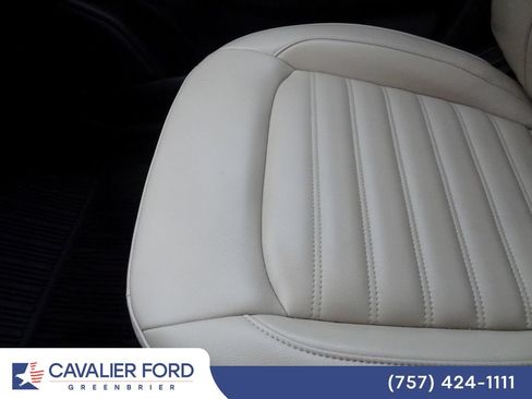 Certified 2023 Ford Edge SEL w/ Convenience Package AWD/4WD image 37