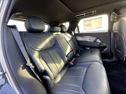 New 2026 Land Rover Range Rover Sport Dynamic SE image 11