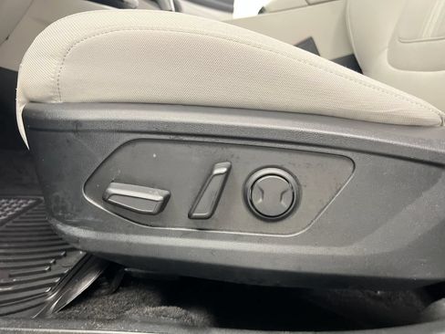 Used 2025 Hyundai Tucson SEL FWD image 10