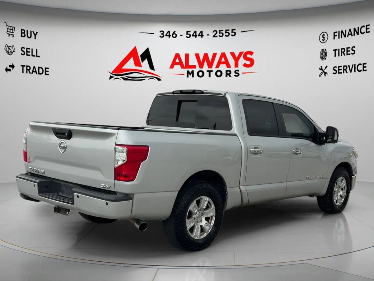 Used 2019 Nissan Titan SV w/ SV Convenience Package RWD image 5