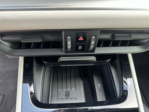 Used 2025 Porsche Cayenne S image 23