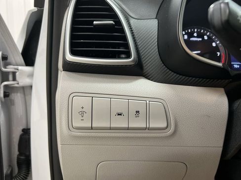 Used 2019 Hyundai Tucson SE image 17