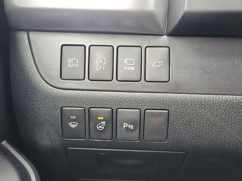 Used 2018 Toyota Highlander Limited Platinum image 27