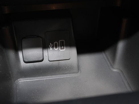 Used 2025 Ford Explorer ST-Line AWD/4WD image 48