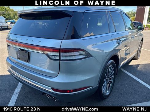 Certified 2023 Lincoln Aviator Reserve AWD/4WD image 8
