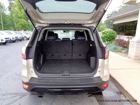 Used 2018 Ford Escape SE w/ SE Sport Appearance Package AWD/4WD image 21