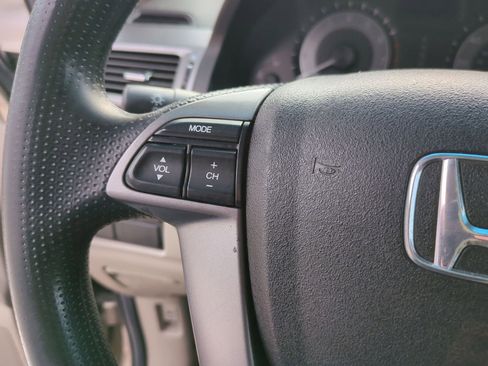 Used 2011 Honda Odyssey EX image 26