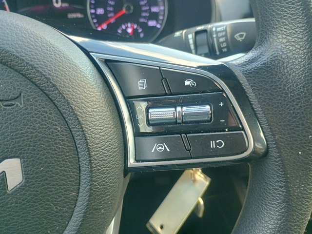 Used 2023 Kia Forte LXS w/ LXS Technology Package FWD image 30