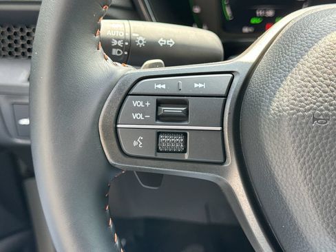 Used 2026 Honda CR-V TrailSport image 30