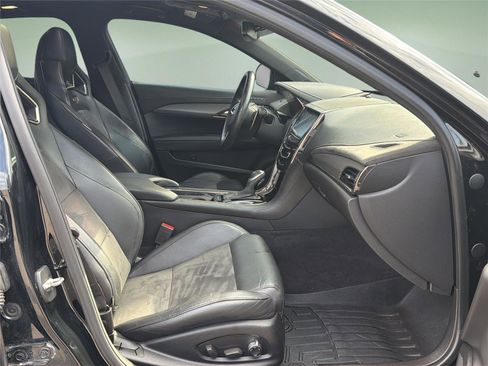 Used 2016 Cadillac ATS V w/ Luxury Package RWD image 13
