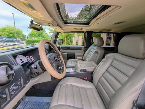 Used 2005 HUMMER H2 w/ Preferred Equipment Group AWD/4WD image 33