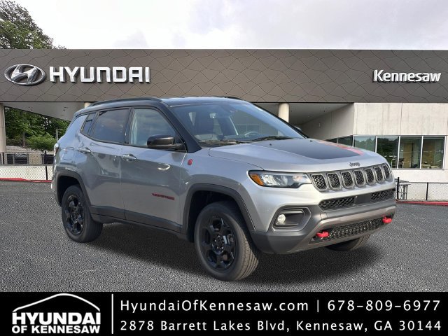 Used 2024 Jeep Compass Trailhawk AWD/4WD image 1