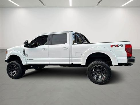 Used 2021 Ford F250 Lariat w/ Lariat Ultimate Package image 3