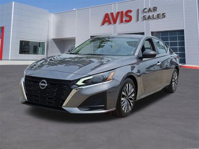Used 2024 Nissan Altima 2.5 SV