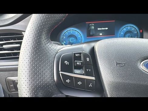 Certified 2023 Ford Escape ST-Line Elite AWD/4WD image 17