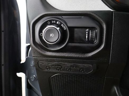 Used 2026 Jeep Wrangler Unlimited Sport AWD/4WD image 35