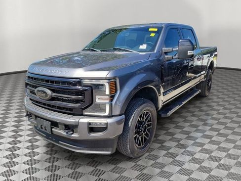 Certified 2022 Ford F250 Lariat w/ Black Appearance Package AWD/4WD image 2