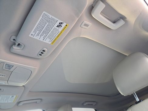 Used 2019 Ford Edge Titanium w/ Equipment Group 301A image 13