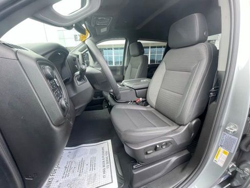 Used 2024 Chevrolet Silverado 2500 Custom w/ Custom Value Package image 11