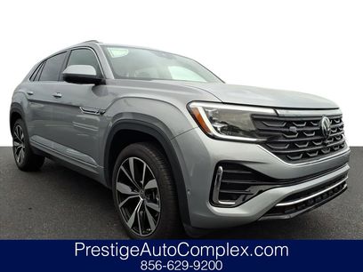 New 2025 Volkswagen Atlas Cross Sport SEL Premium R-Line