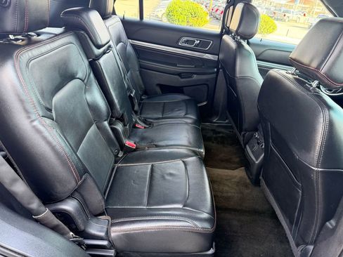 Used 2016 Ford Explorer Sport image 16