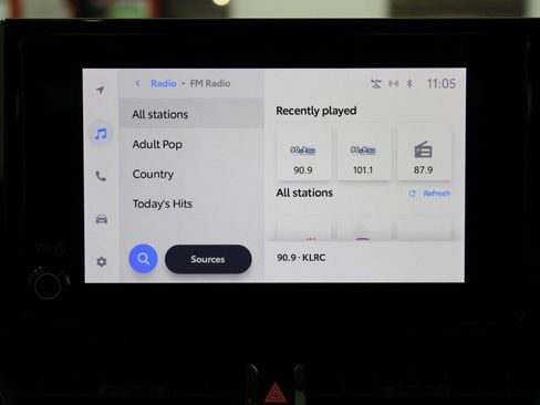 Used 2023 Toyota Corolla LE image 20