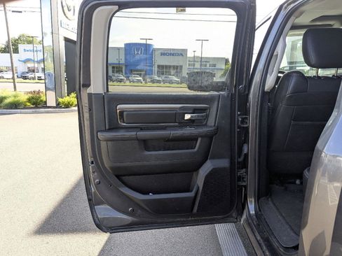 Used 2014 RAM 1500 Sport w/ Sport Premium Group AWD/4WD image 10