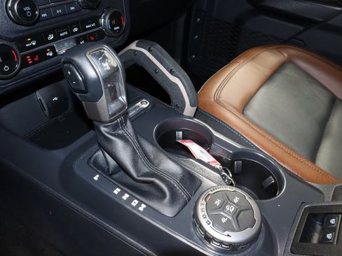 Certified 2024 Ford Bronco Outer Banks image 33