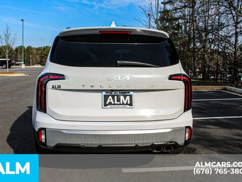 Used 2024 Kia Telluride SX image 11