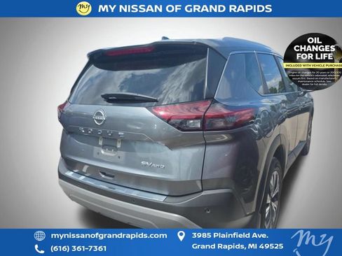 Used 2023 Nissan Rogue SV w/ SV Premium B Package AWD/4WD image 6