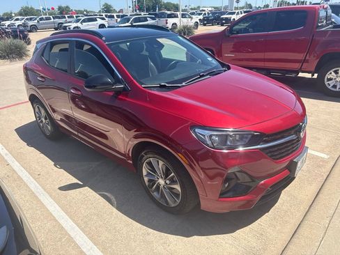 Used 2021 Buick Encore GX Select w/ Sport Touring Package FWD image 4