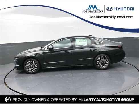 New 2026 Hyundai Sonata SEL image 1