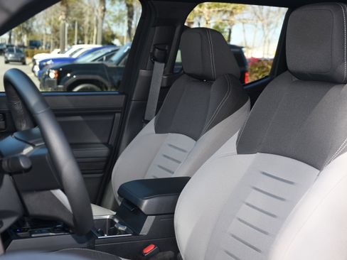 Certified 2024 Toyota Tacoma TRD Off-Road image 11