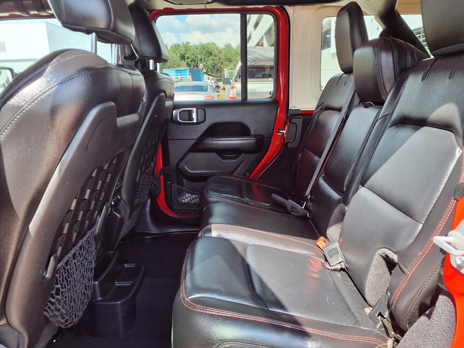 Used 2018 Jeep Wrangler Unlimited Rubicon AWD/4WD image 22