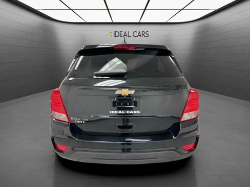 Used 2020 Chevrolet Trax LS w/ Tint and Cruise Package FWD image 6