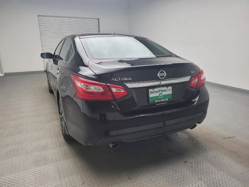 Used 2017 Nissan Altima 2.5 SV image 6