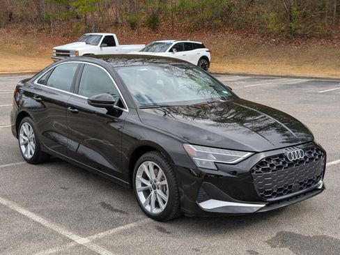 Used 2025 Audi A3 2.0T Premium image 11