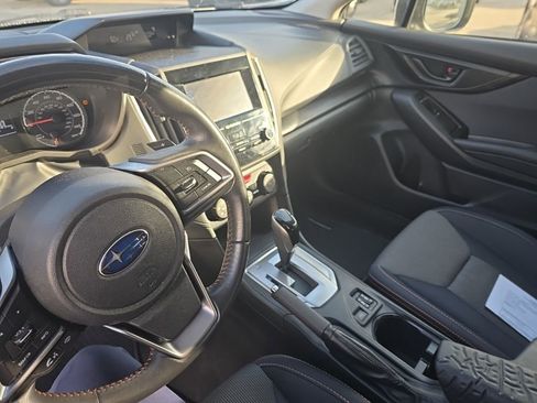 Used 2018 Subaru Crosstrek 2.0i Premium w/ Popular Package #3 image 18