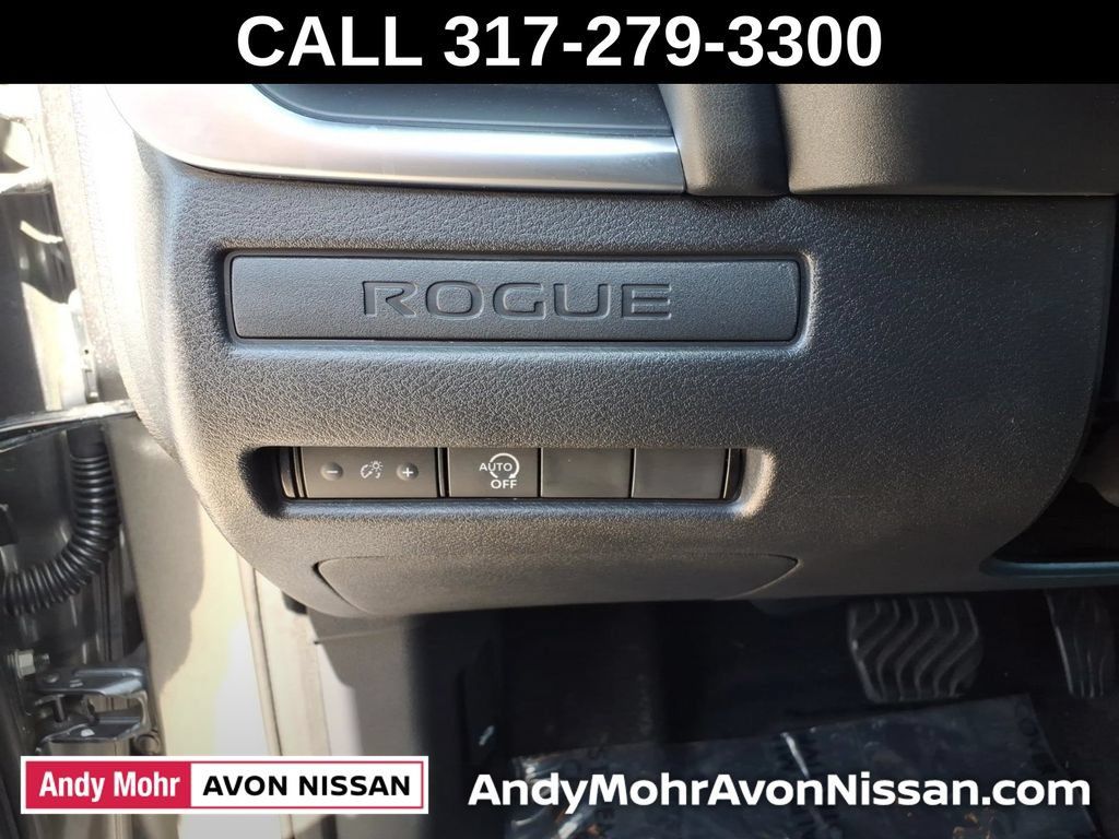 Used 2024 Nissan Rogue S AWD/4WD image 21