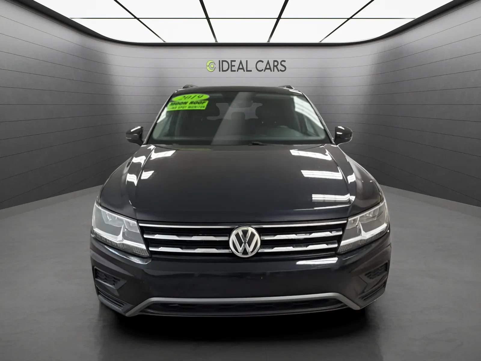Used 2019 Volkswagen Tiguan S FWD image 2