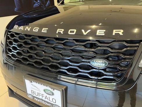Used 2020 Land Rover Range Rover Velar S AWD/4WD image 14